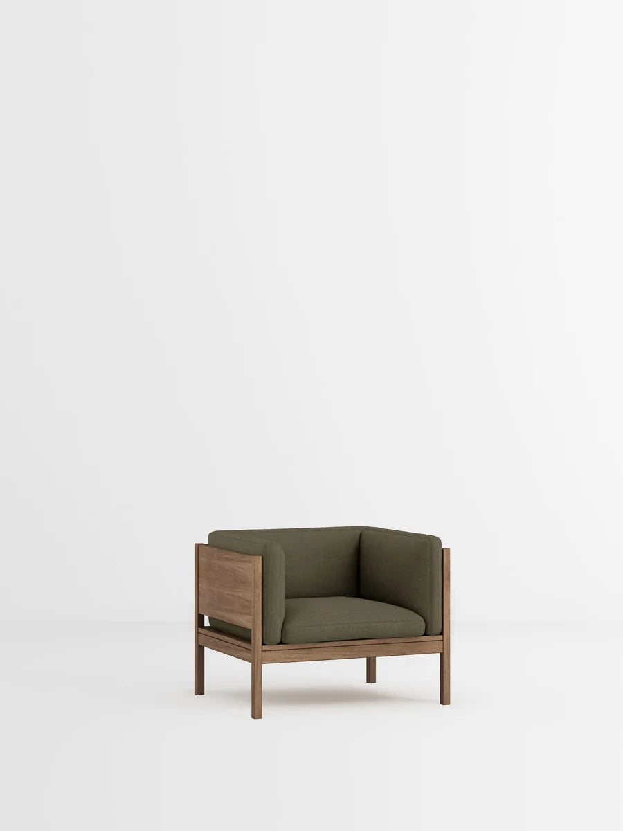 MOEBE Lounge Chair