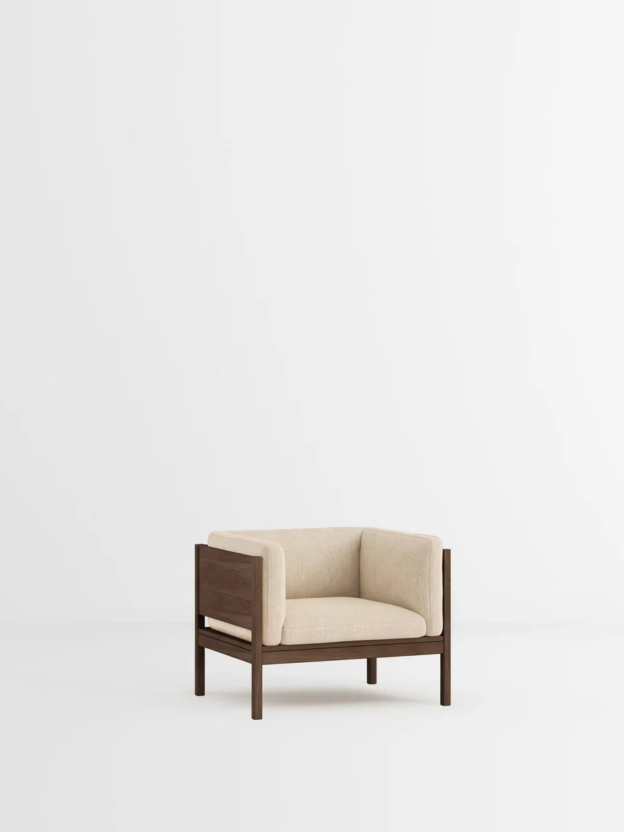 MOEBE Lounge Chair