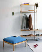 โซฟาโมดูลาร์จาก MOEBE ดีไซน์เรียบง่ายแบบสแกนดิเนเวีย ปรับเปลี่ยนได้ตามพื้นที่และการใช้ชีวิต ผลิตจากไม้โอ๊กแท้และผ้า Kvadrat สะท้อนแนวคิดของ Old Pine Trees เรื่องความงามที่ใช้งานได้จริงและอยู่กับเราได้นาน