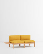 โซฟาโมดูลาร์จาก MOEBE ดีไซน์เรียบง่ายแบบสแกนดิเนเวีย ปรับเปลี่ยนได้ตามพื้นที่และการใช้ชีวิต ผลิตจากไม้โอ๊กแท้และผ้า Kvadrat สะท้อนแนวคิดของ Old Pine Trees เรื่องความงามที่ใช้งานได้จริงและอยู่กับเราได้นาน