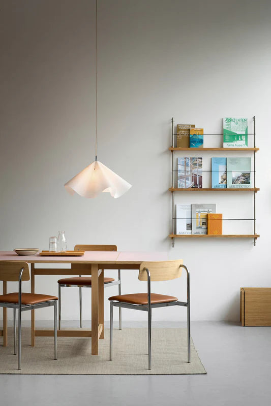 MOEBE Offset Chair เก้าอี้โครงเหล็กดีไซน์มินิมอล ที่นั่งไม้โอ๊ค จากแบรนด์ MOEBE