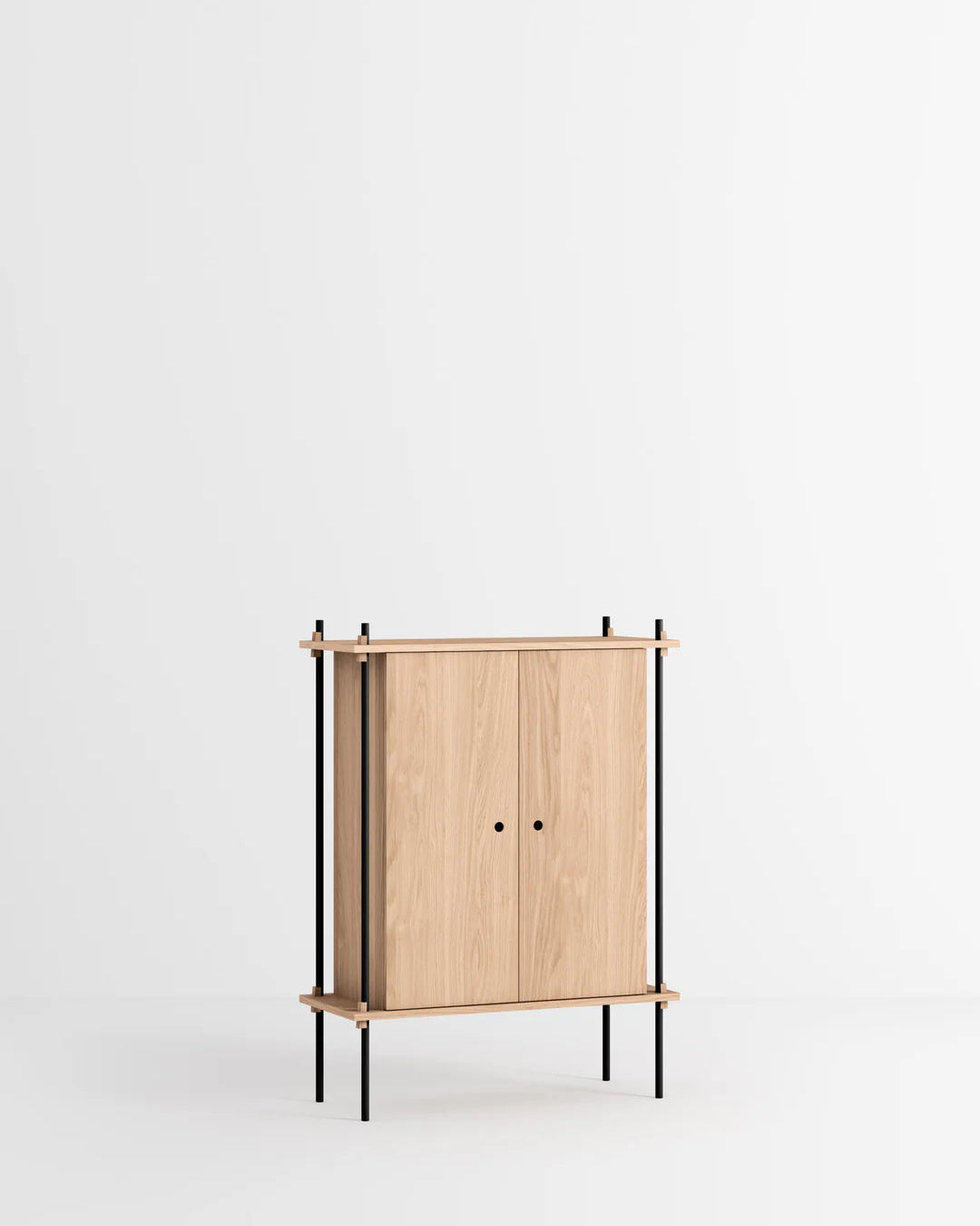 ชั้นวางของ ชั้นเก็บของ ชั้นวางตกแต่งบ้าน ชั้นจัดแสดงของสะสม ชั้นจัดระเบียบ และชั้นโชว์ของจาก MOEBE ดีไซน์เรียบง่ายแบบสแกนดิเนเวีย ปรับเปลี่ยนได้ตามพื้นที่และการใช้งาน ผลิตจากไม้โอ๊กแท้และเหล็กเคลือบสีพาวเดอร์ สะท้อนแนวคิดของ Old Pine Trees เรื่องความงามที่ใช้งานได้จริงและอยู่กับเราได้นาน