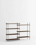 ชั้นวางของ ชั้นเก็บของ ชั้นวางตกแต่งบ้าน ชั้นจัดแสดงของสะสม ชั้นจัดระเบียบ และชั้นโชว์ของจาก MOEBE ดีไซน์เรียบง่ายแบบสแกนดิเนเวีย ปรับเปลี่ยนได้ตามพื้นที่และการใช้งาน ผลิตจากไม้โอ๊กแท้และเหล็กเคลือบสีพาวเดอร์ สะท้อนแนวคิดของ Old Pine Trees เรื่องความงามที่ใช้งานได้จริงและอยู่กับเราได้นาน