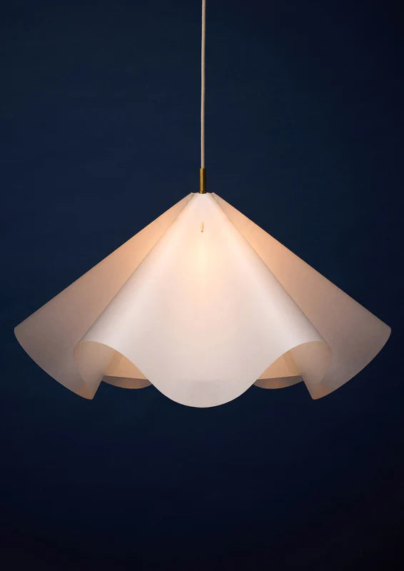 Sinuate Pendant