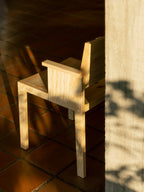 Vaarnii 016 Maasto Dining Armchair เก้าอี้ไม้ pine มีที่วางแขน โครงสร้างเรียบง่าย