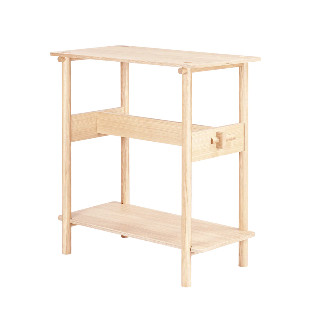 Made by Choice FEM Desk โต๊ะทำงานไม้ ash แบบ multifunctional สำหรับ sitting และ standing use ออกแบบโดย Fyra