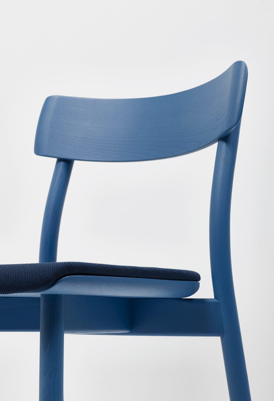 Mattiazzi MC8 CHIARO Chair เก้าอี้ไม้ ash หรือ oak ดีไซน์เรียบง่าย ออกแบบโดย Leon Ransmeier