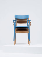 Mattiazzi MC8 CHIARO Armchair เก้าอี้ไม้พร้อม armrests ดีไซน์เรียบง่าย ออกแบบโดย Leon Ransmeier
