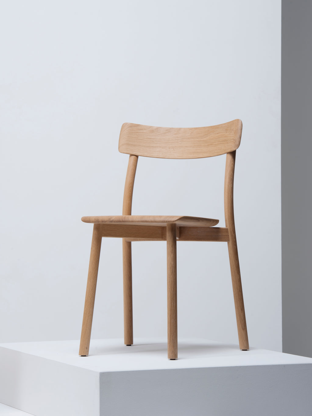 Mattiazzi MC8 CHIARO Chair เก้าอี้ไม้ ash หรือ oak ดีไซน์เรียบง่าย ออกแบบโดย Leon Ransmeier