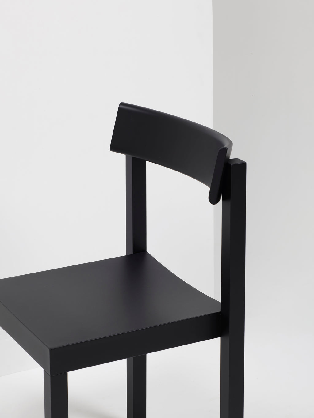 Mattiazzi MC14 PRIMO Chair เก้าอี้โครงไม้ beech และ oak สำหรับพื้นที่ภายในร่วมสมัย