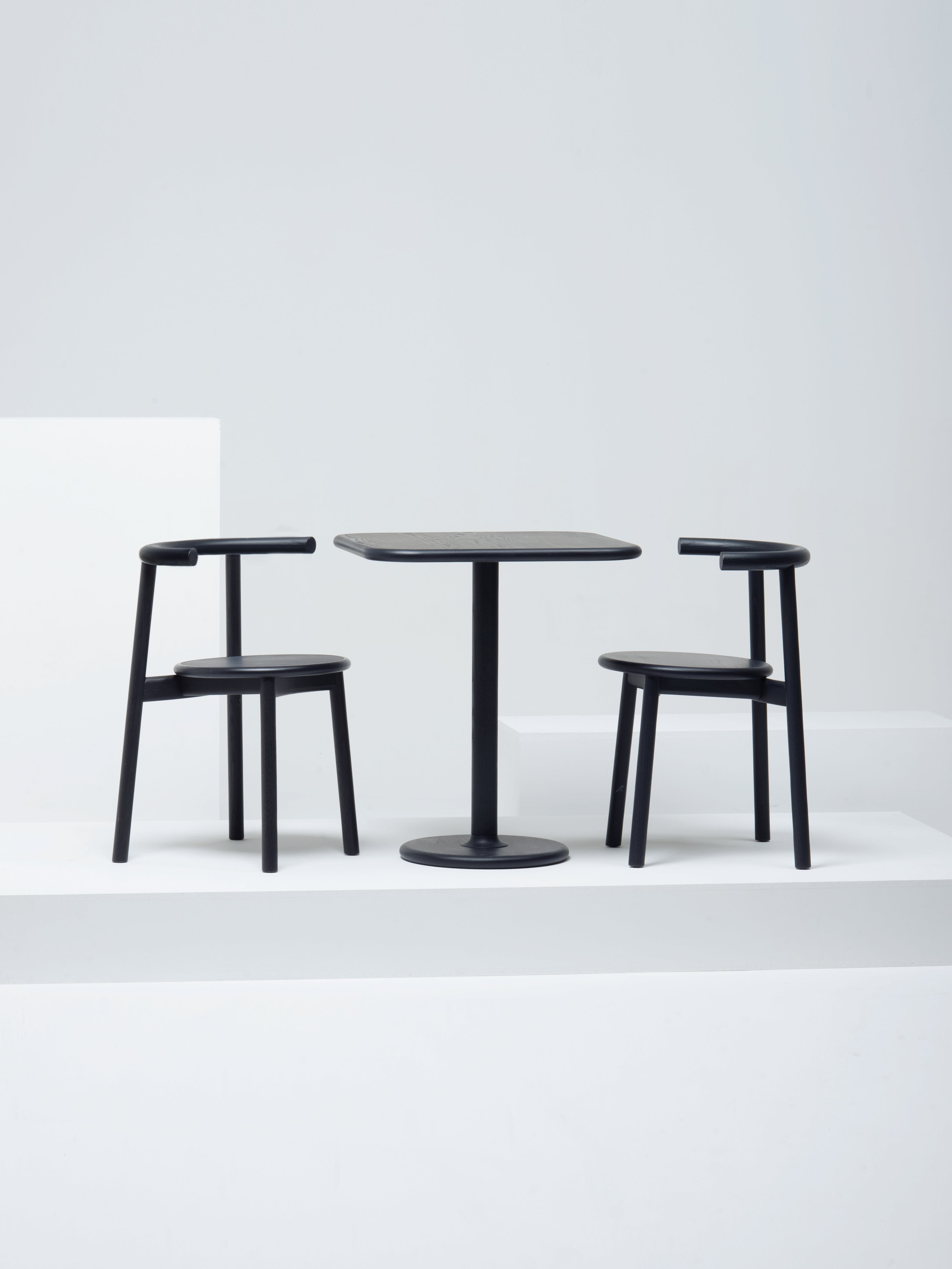 Mattiazzi MC5 SOLO Chair เก้าอี้ไม้ดีไซน์เรียบง่ายสำหรับ café และ dining spaces ออกแบบโดย Nitzan Cohen