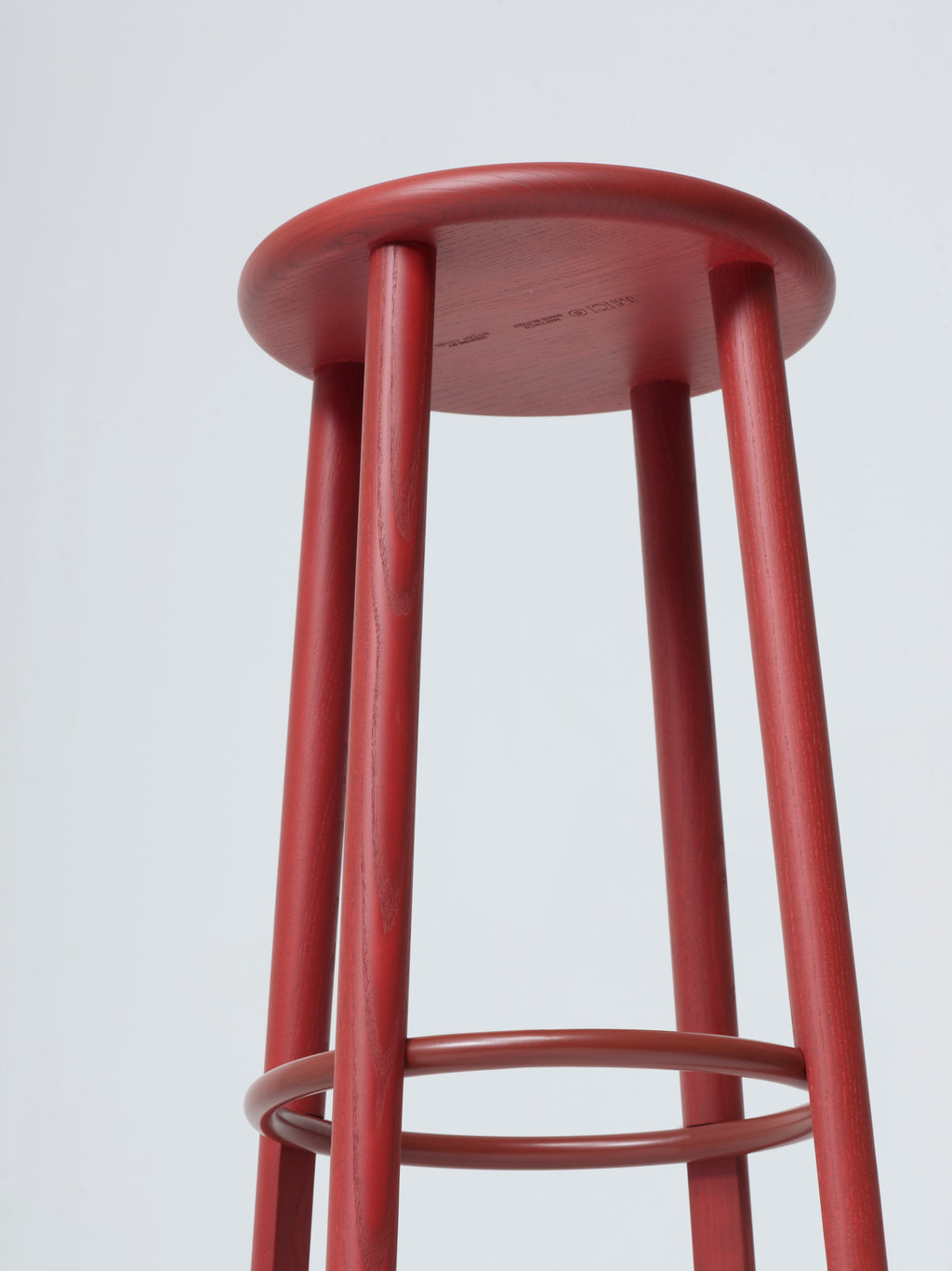 Mattiazzi MC5 SOLO Counter / Bar Stool สตูลไม้ ash หรือ oak สำหรับ counter และ bar seating ออกแบบโดย Nitzan Cohen