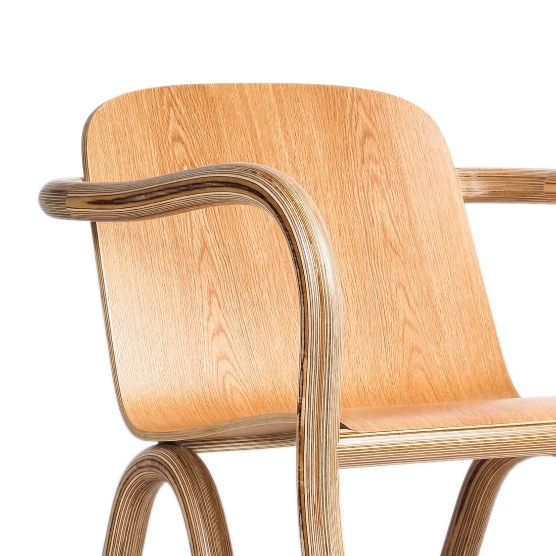 Made by Choice KOLHO Lounge Chair เก้าอี้ lounge plywood รูปทรง geometric และ curved form ออกแบบโดย Matthew Day Jackson