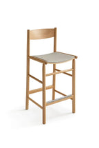 Akademia High Chair