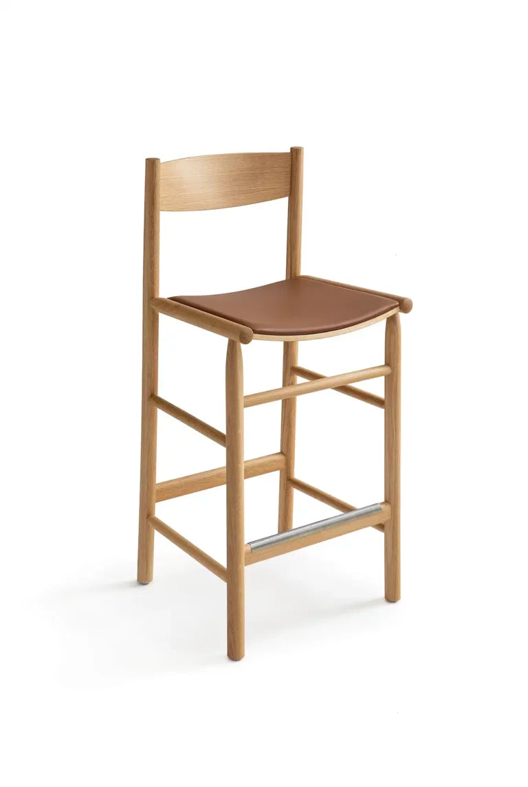 Akademia High Chair