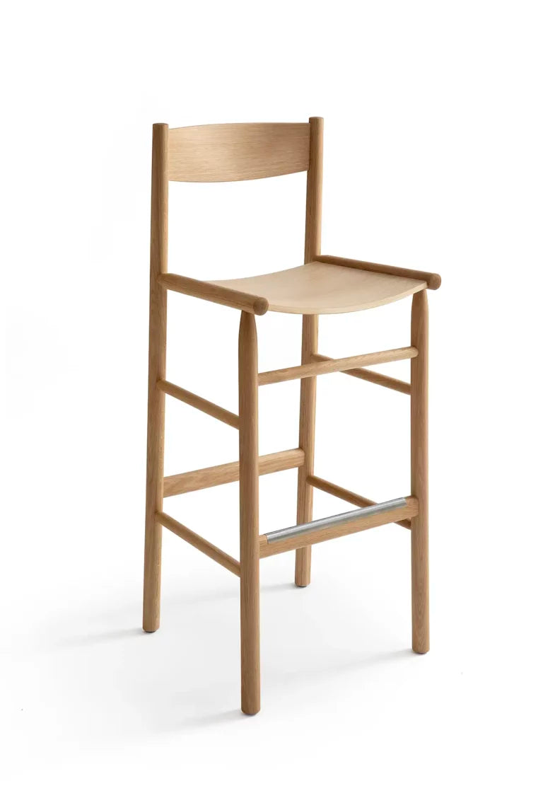Akademia High Chair