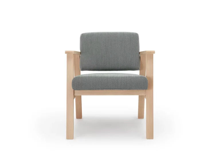 Archetyp Lounge Chair