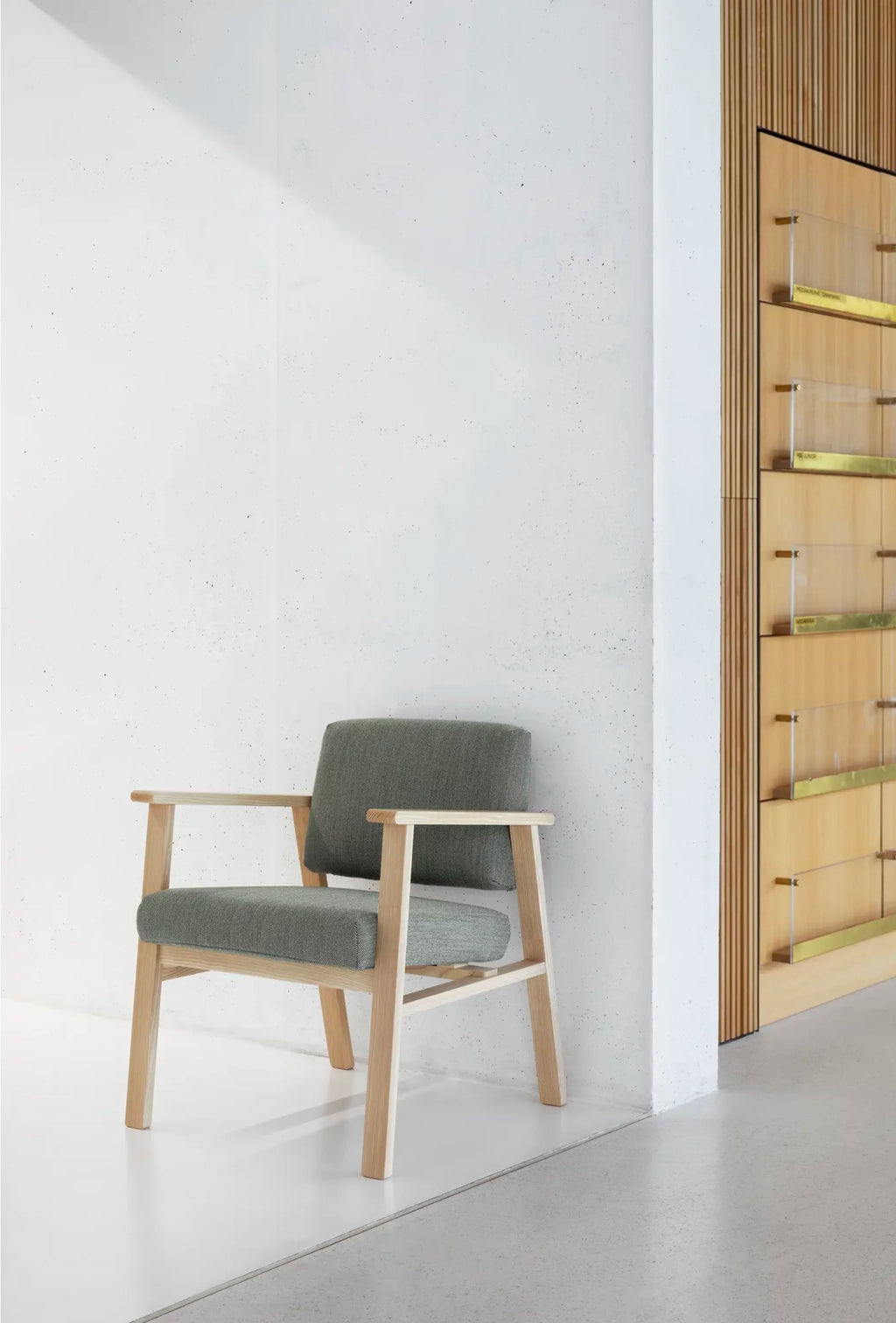 Archetyp Lounge Chair