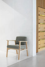 Archetyp Lounge Chair