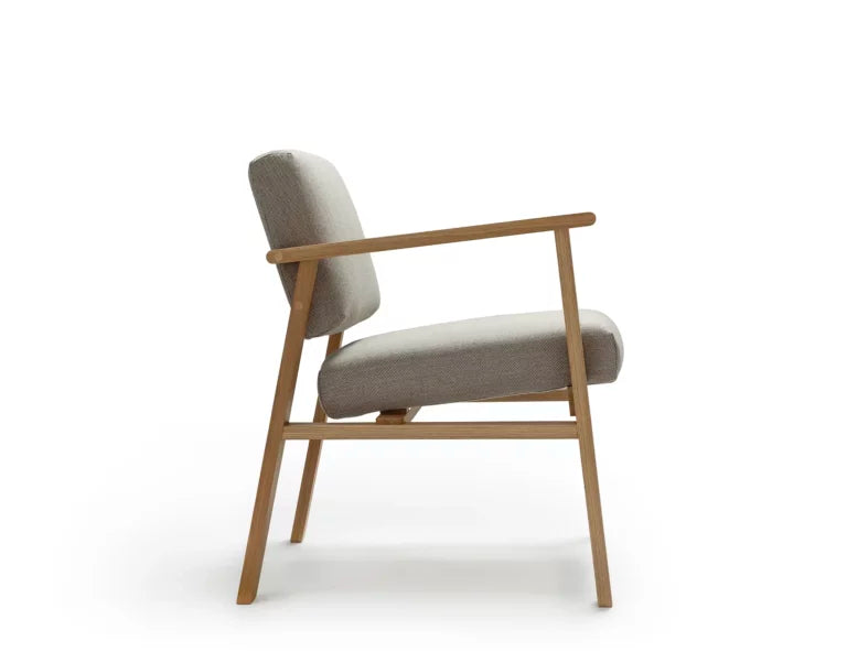 Archetyp Lounge Chair