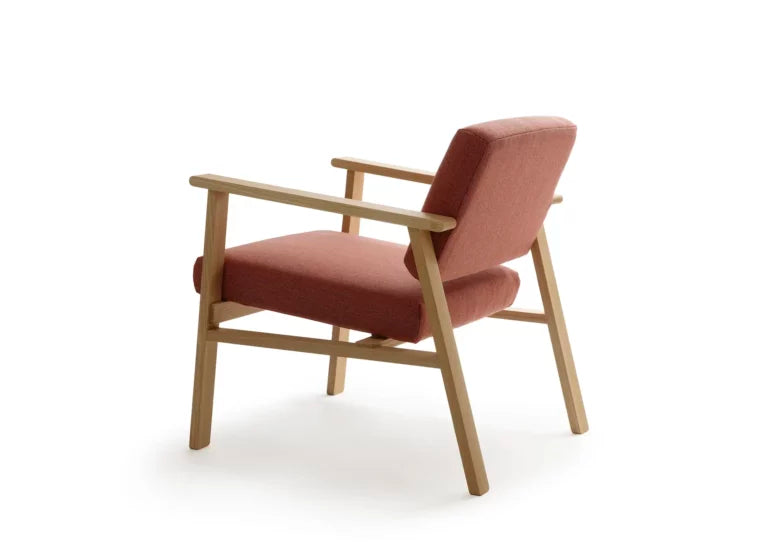 Archetyp Lounge Chair