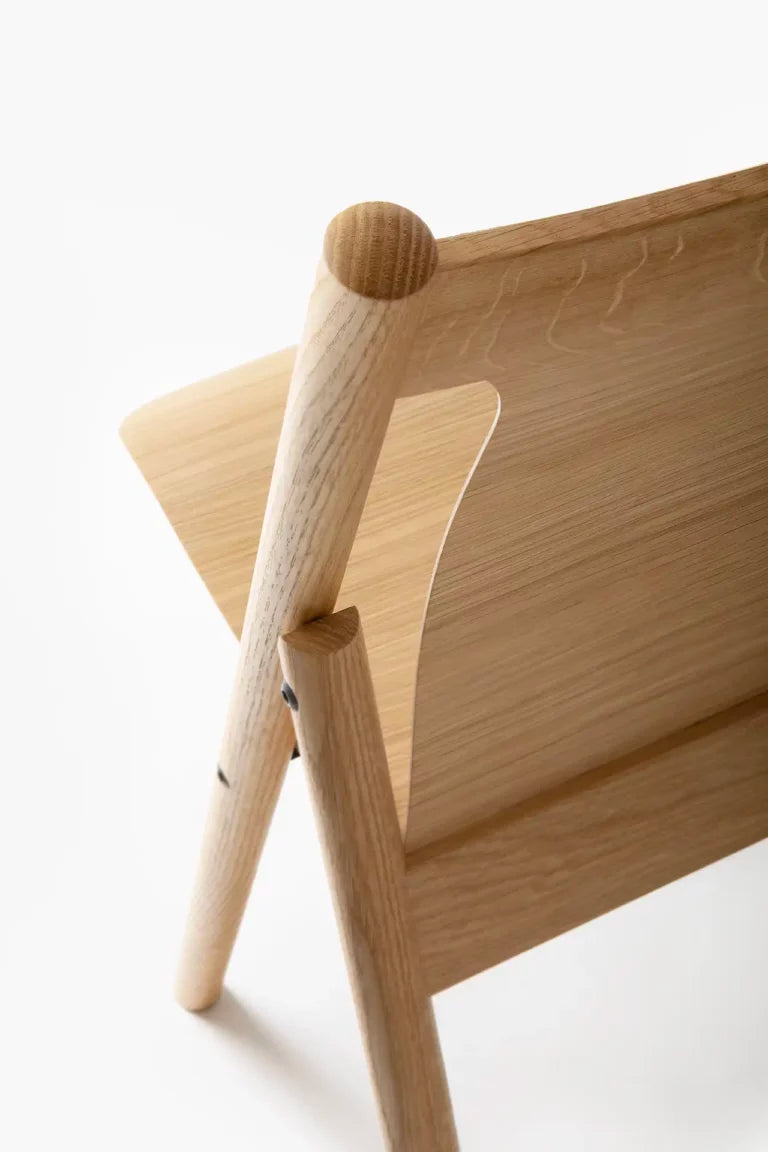 Faneeri Folding Chair