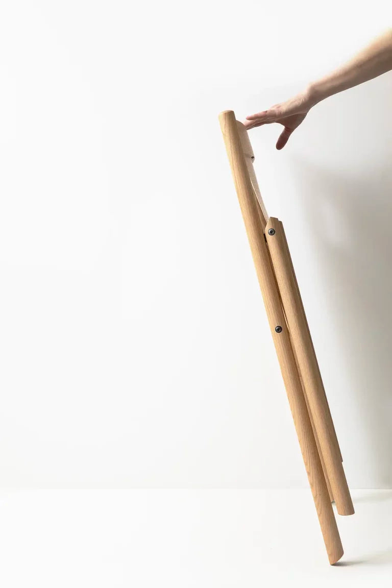 Faneeri Folding Chair