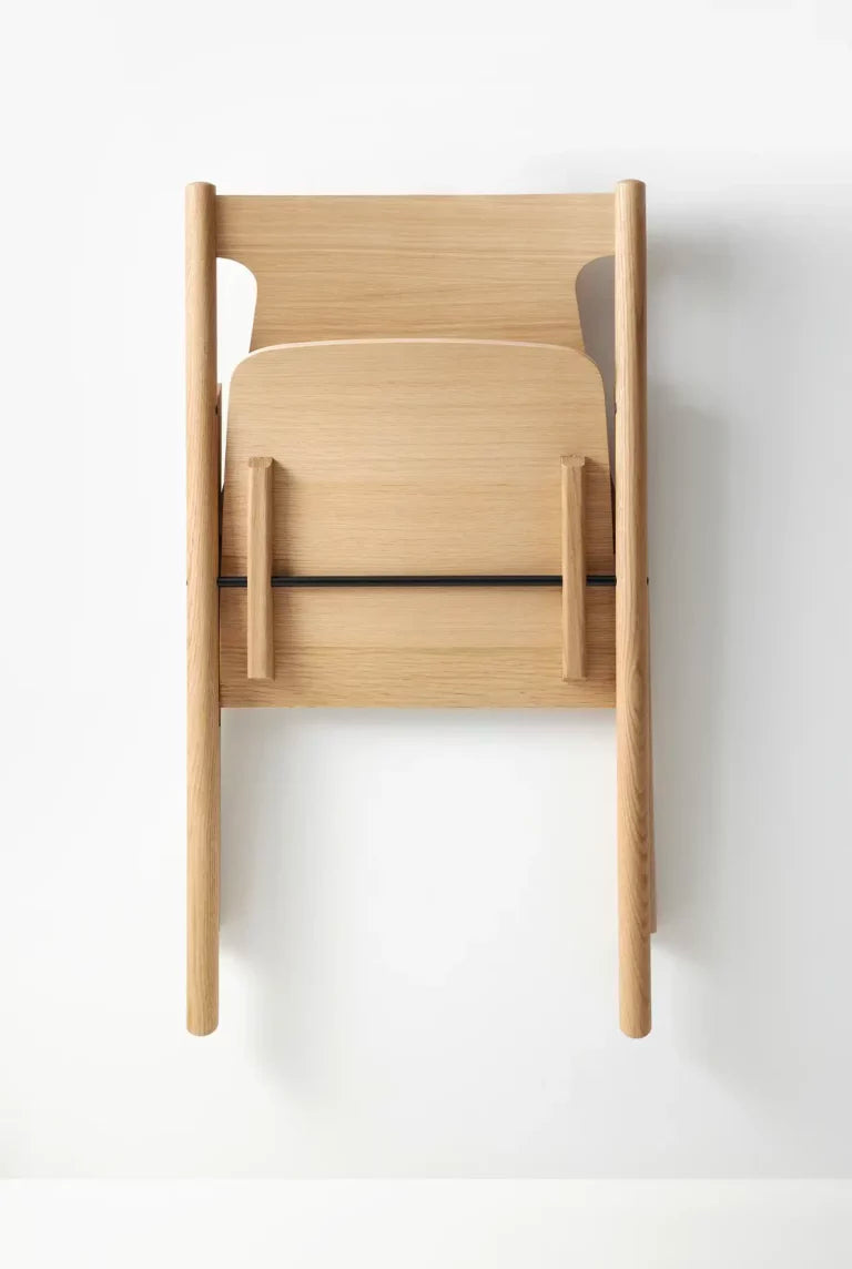 Faneeri Folding Chair
