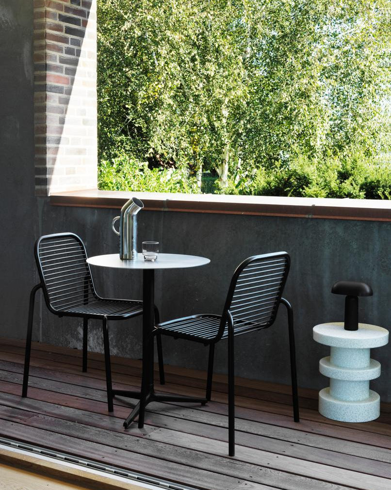 โคมไฟพกพา Normann Copenhagen Porta Lamp ตั้งโต๊ะ ใช้ไฟ LED ปรับระดับได้ ดีไซน์เรียบง่ายแบบสแกนดิเนเวียน นำเข้าโดย Old Pine Trees