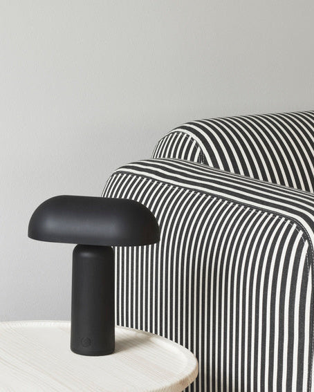 โคมไฟพกพา Normann Copenhagen Porta Lamp ตั้งโต๊ะ ใช้ไฟ LED ปรับระดับได้ ดีไซน์เรียบง่ายแบบสแกนดิเนเวียน นำเข้าโดย Old Pine Trees