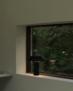 โคมไฟพกพา Normann Copenhagen Porta Lamp ตั้งโต๊ะ ใช้ไฟ LED ปรับระดับได้ ดีไซน์เรียบง่ายแบบสแกนดิเนเวียน นำเข้าโดย Old Pine Trees