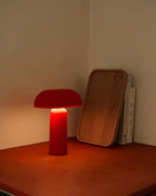 โคมไฟพกพา Normann Copenhagen Porta Lamp ตั้งโต๊ะ ใช้ไฟ LED ปรับระดับได้ ดีไซน์เรียบง่ายแบบสแกนดิเนเวียน นำเข้าโดย Old Pine Trees