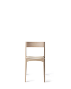 Nikari October Light Dining Chair เก้าอี้ ash น้ำหนักเบา มีให้เลือกที่นั่งไม้หรือ upholstered seat ออกแบบโดย Samuli Naamanka
