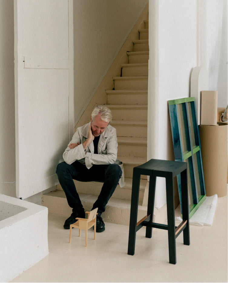 Vaarnii 016 Maasto Bar Stool Black สตูลไม้ pine สีดำ พร้อมที่วางเท้า copper