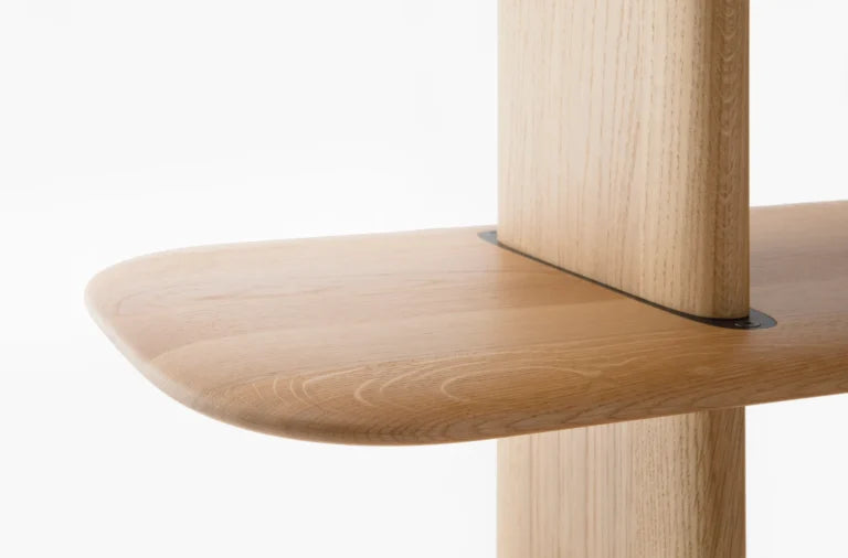 Poeme Shelf
