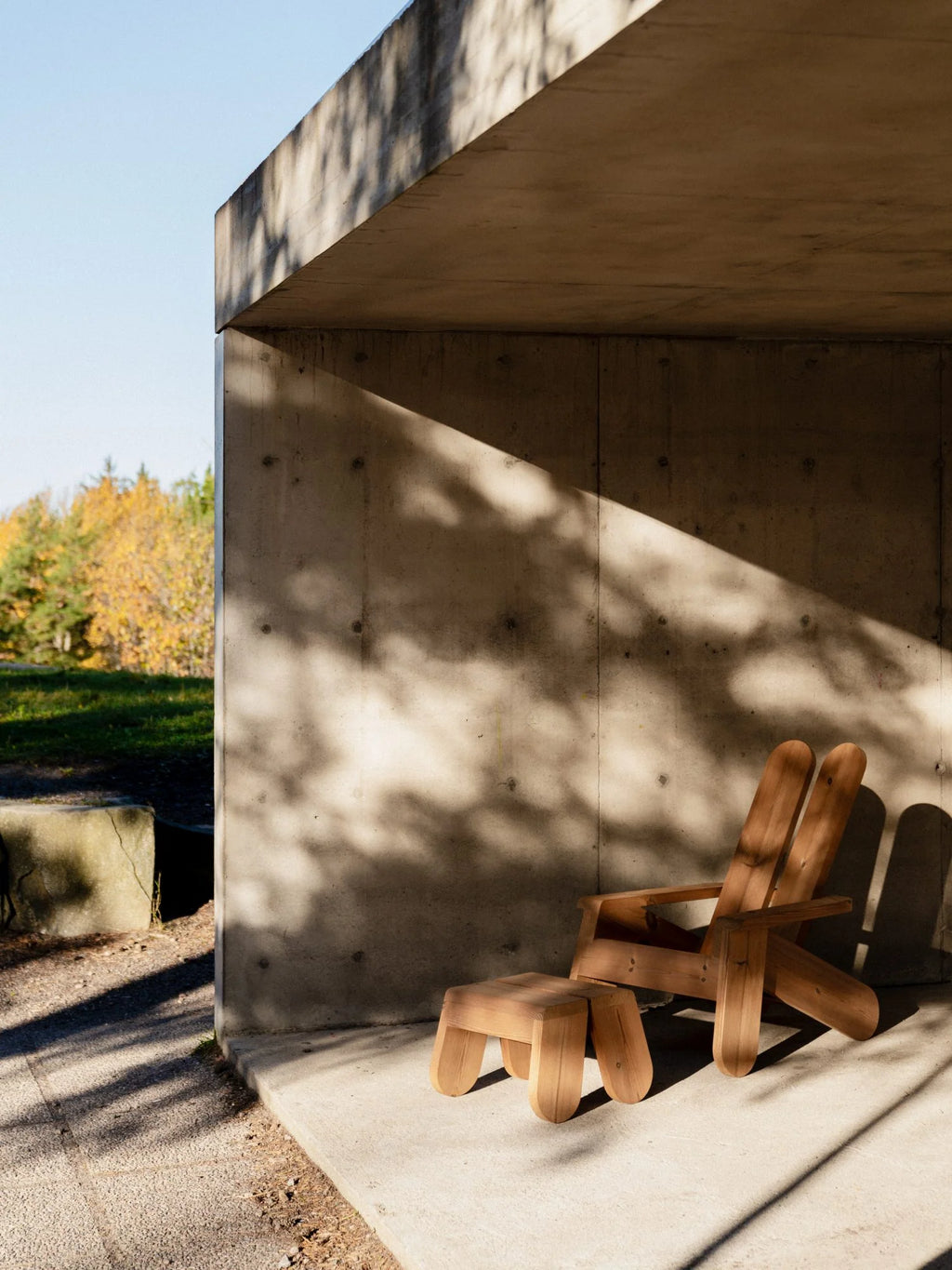 Vaarnii 015 Peace Outdoor Lounge Chair เก้าอี้ไม้ pine สำหรับใช้งานกลางแจ้ง พนักพิงสูง