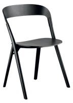 Pila Chair