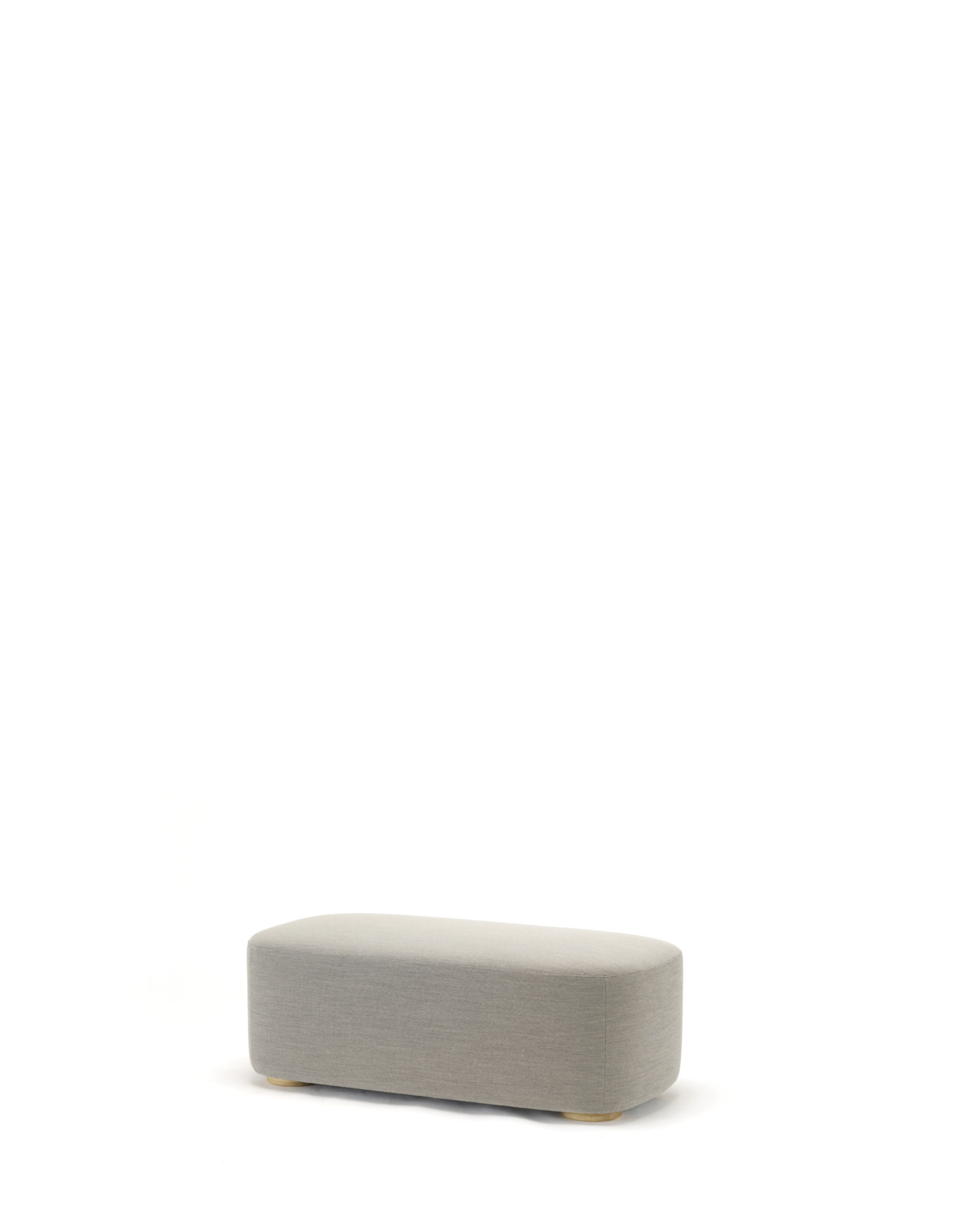 Karimoku New Standard Polar Lounge Bench ม้านั่งเบาะบุผ้าฐานไม้โอ๊ค ออกแบบโดย Moritz Schlatter