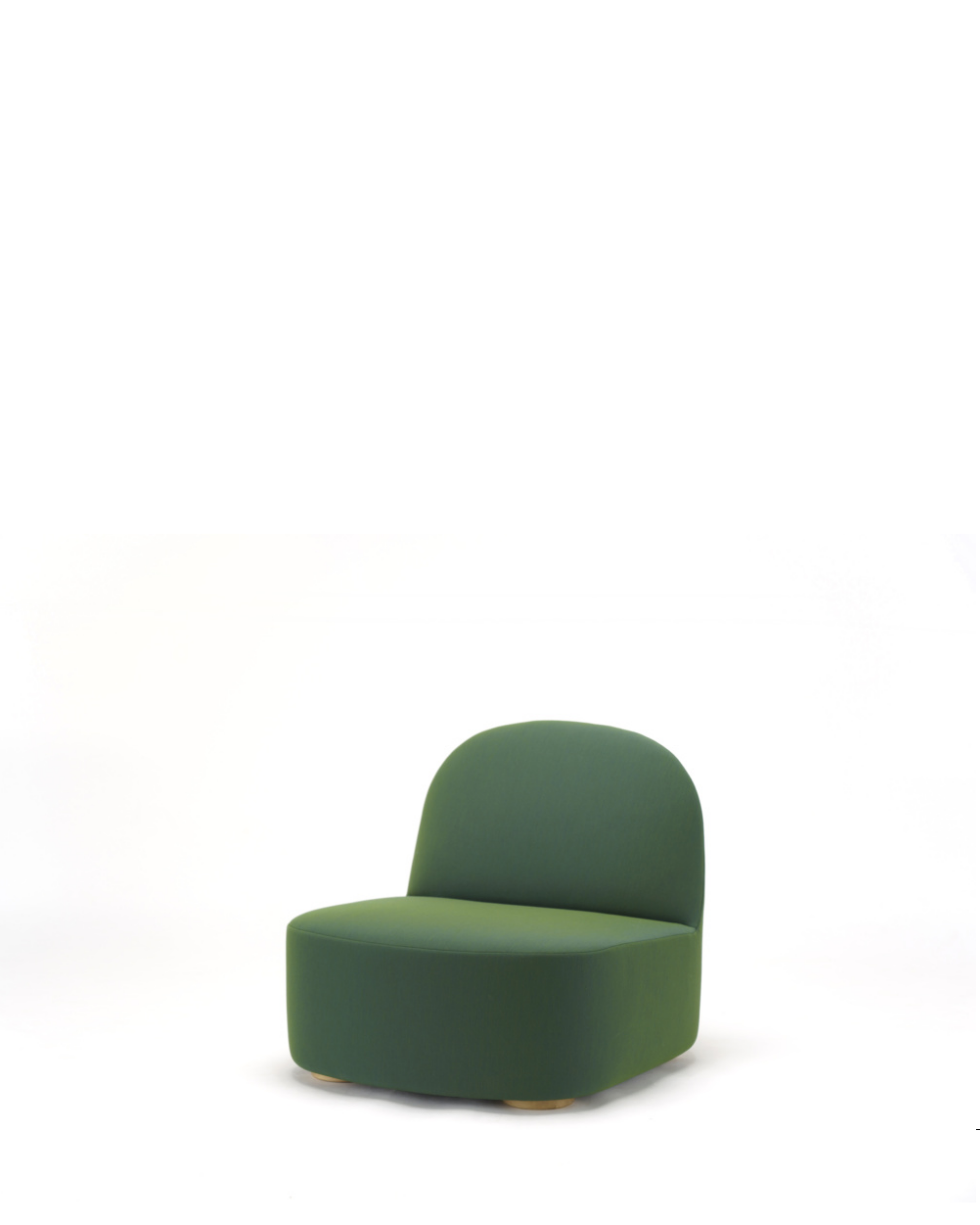 Karimoku New Standard Polar Lounge Chair L เก้าอี้เลานจ์เบาะบุผ้าฐานไม้โอ๊ค ออกแบบโดย Moritz Schlatter