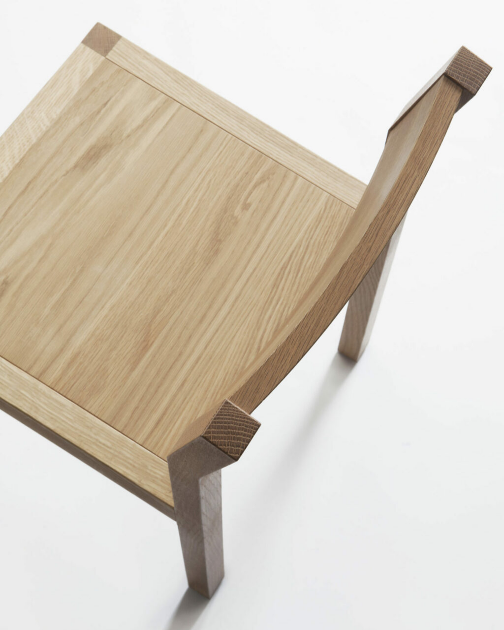 Nikari Seminar KVT1 Dining Chair เก้าอี้ solid wood ใน birch, ash หรือ oak พร้อม wooden joints ออกแบบโดย Kari Virtanen