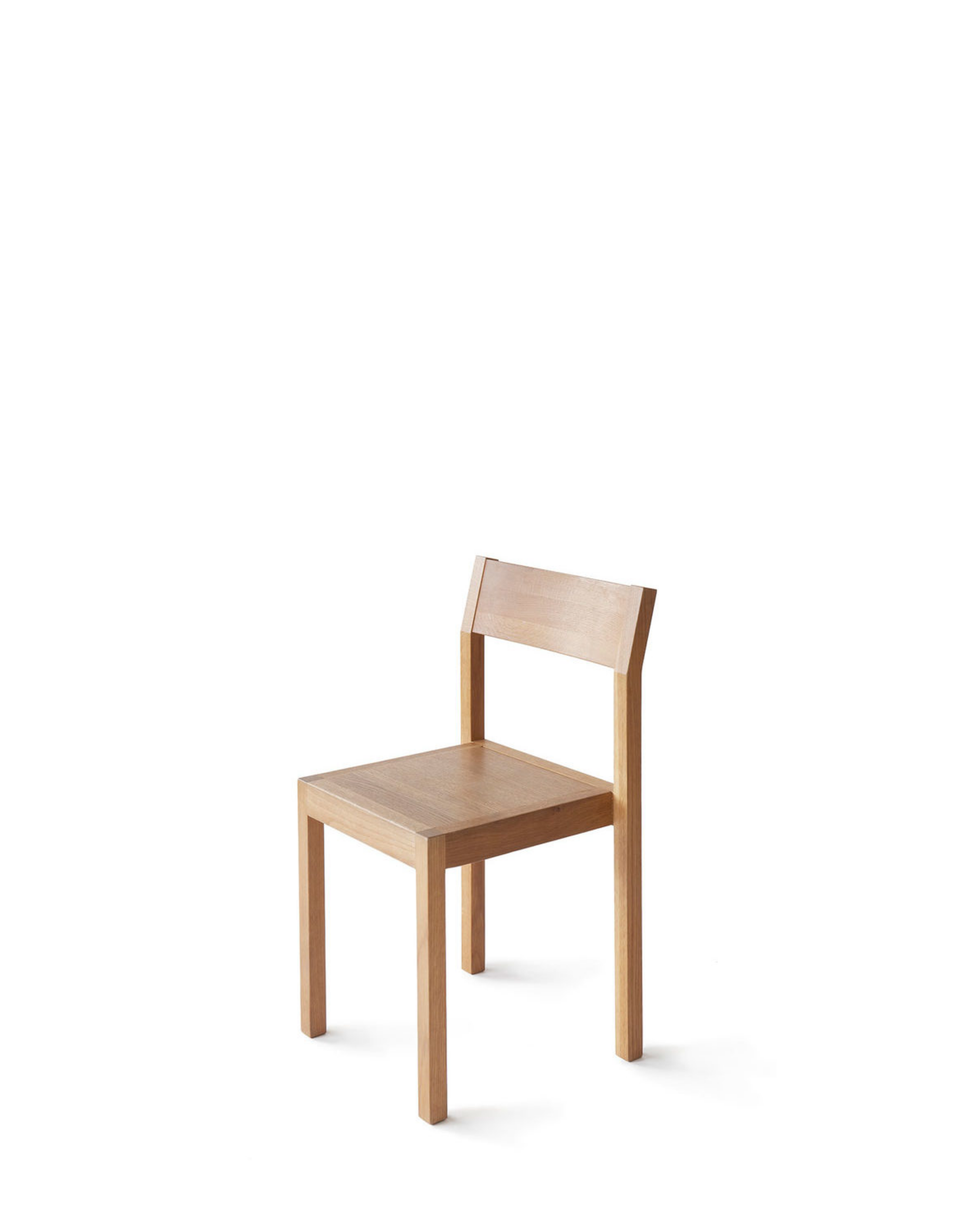 Nikari Seminar KVT1 Dining Chair เก้าอี้ solid wood ใน birch, ash หรือ oak พร้อม wooden joints ออกแบบโดย Kari Virtanen