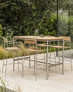 Solas Bar Table โต๊ะบาร์กลางแจ้งหน้าไม้สักโครงสแตนเลส ออกแบบโดย Matthew Hilton