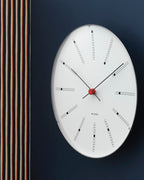 นาฬิกาแขวนผนัง Arne Jacobsen City Hall ดีไซน์มินิมอล คลาสสิกเรียบง่าย สไตล์เดนมาร์ก จัดจำหน่ายโดย Old Pine Trees