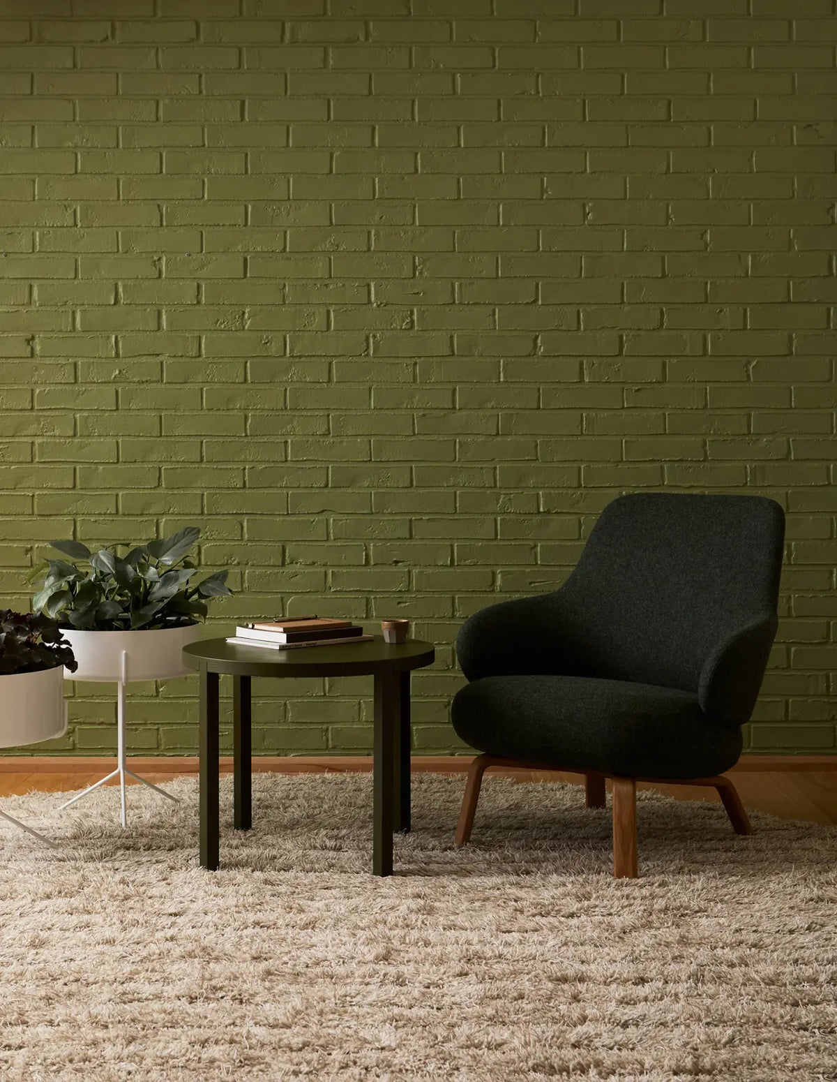 Pillo Easy Chair Low Back