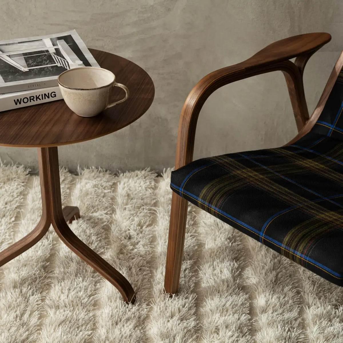 Lamino Table