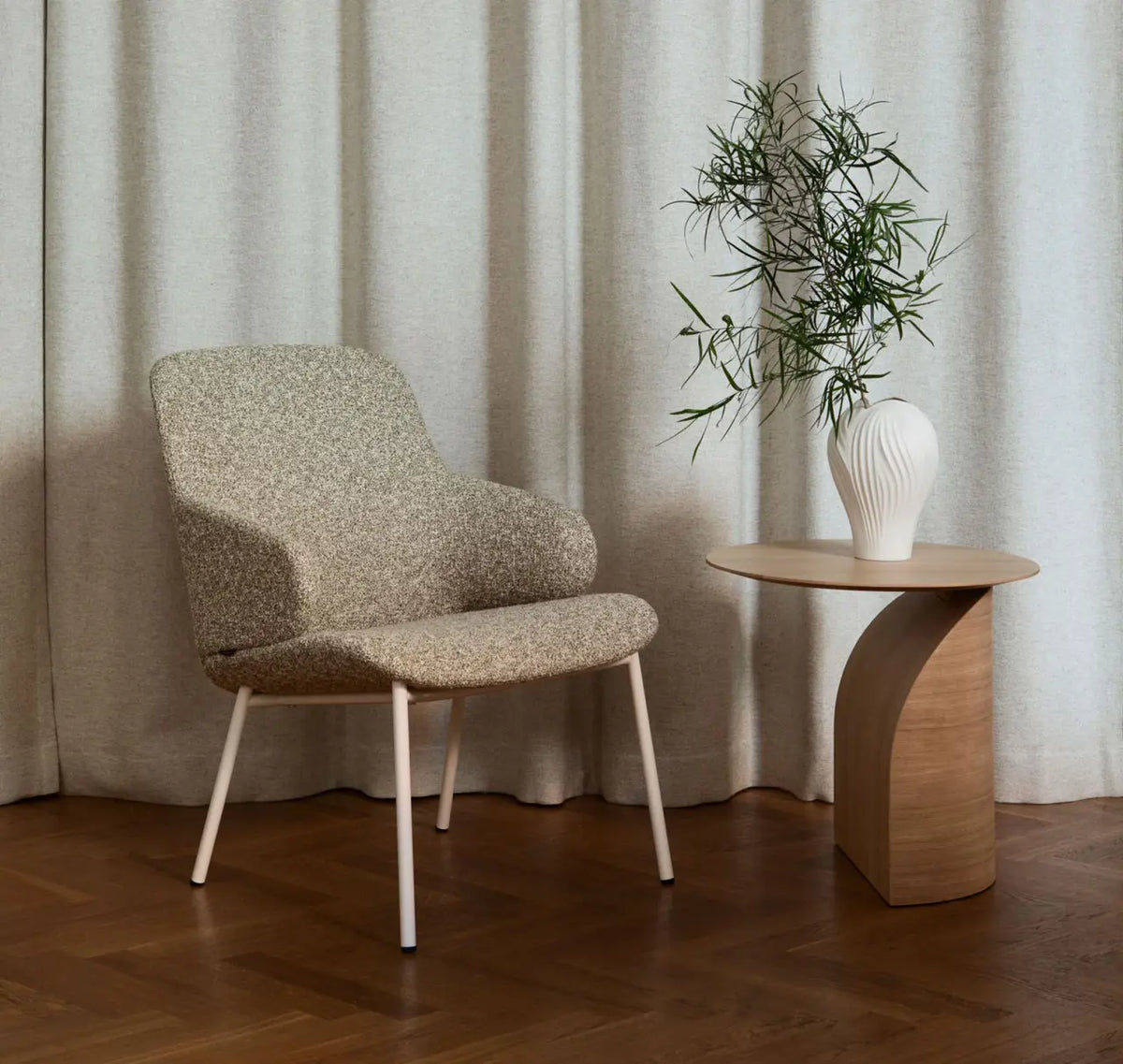 Amstelle Easy Chair
