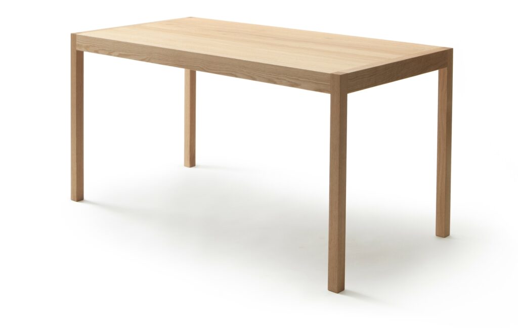 Seminar KVP Dining Table
