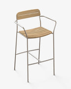 Solas Bar Stool สตูลบาร์กลางแจ้งที่นั่งไม้สักโครงสแตนเลส ออกแบบโดย Matthew Hilton