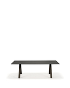 Karimoku New Standard Spectrum ST240 โต๊ะไม้โอ๊คขนาดใหญ่ดีไซน์มินิมอลสำหรับรับประทานอาหารหรือประชุม ออกแบบโดย Geckeler Michels