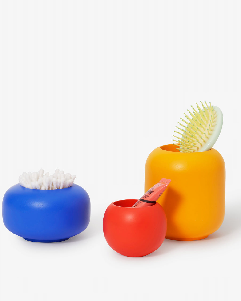 Areaware Stack Containers by Hannah Bigeleisen, stackable wooden boxes in warm, playful colors curated by Old Pine Trees. ชุดกล่องซ้อนจาก Areaware ผลงานของ Hannah Bigeleisen สีสันเรียบแต่สนุก คัดสรรโดย Old Pine Trees